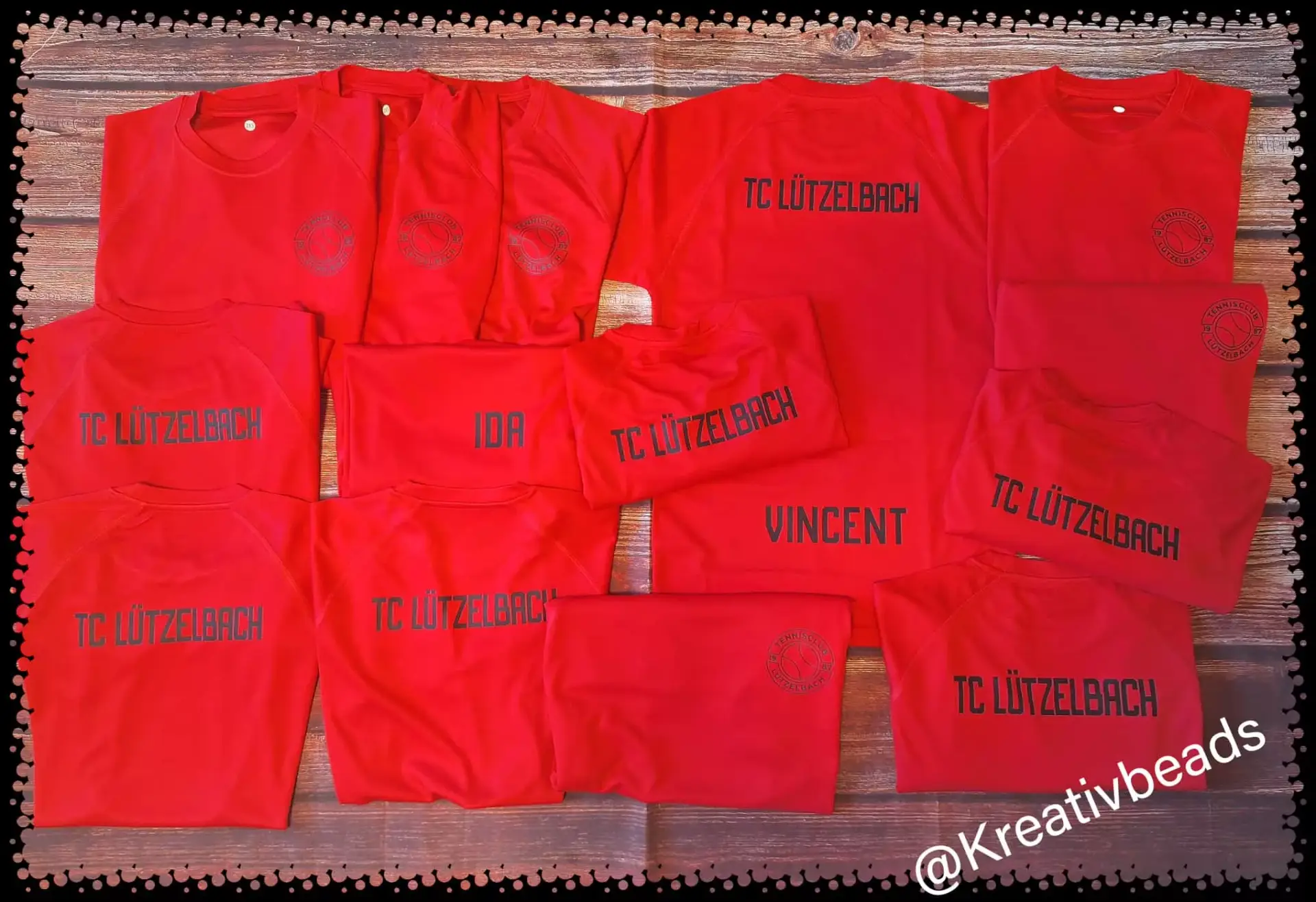 Vereins-Trikots mit Logo,Namen & Nummern